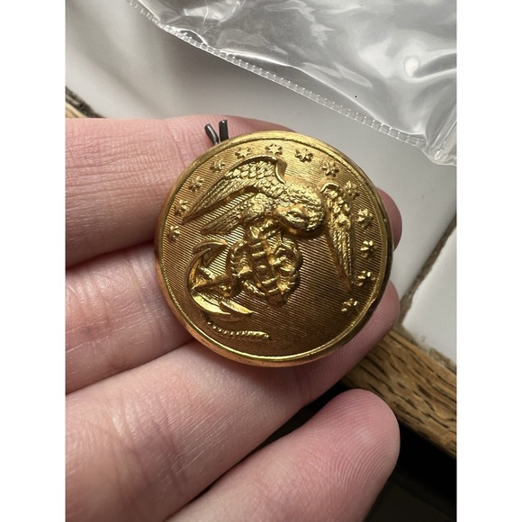 3 VTG ‎ 1" J.R.Gaunt & Sons Gold Military Buttons Rouses Pt. NY Made in England - Picture 6 of 6